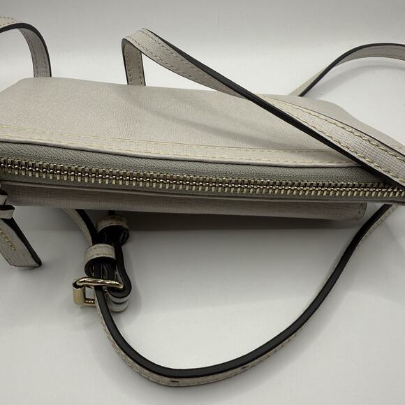 DOONEY & BOURKE Small Pebble Grain Leather Crossbody~Cloudy Gray, EUC - Picture 3 of 8